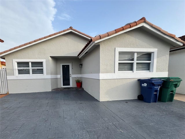 11510 Sw 7th St, Sweetwater