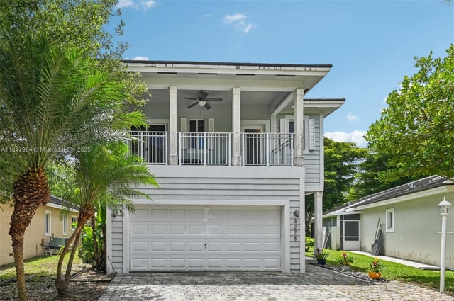2 of 41 - 3228 Se 3rd Dr, Homestead, FL