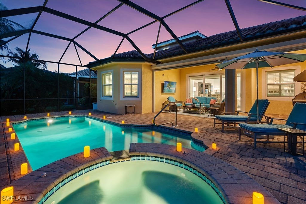 9217 Campanile Cir, Naples