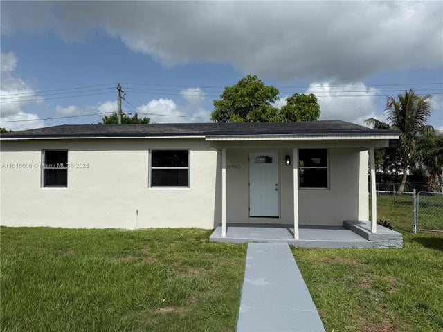 1 of 17 - 14940 Monroe St, Miami, FL