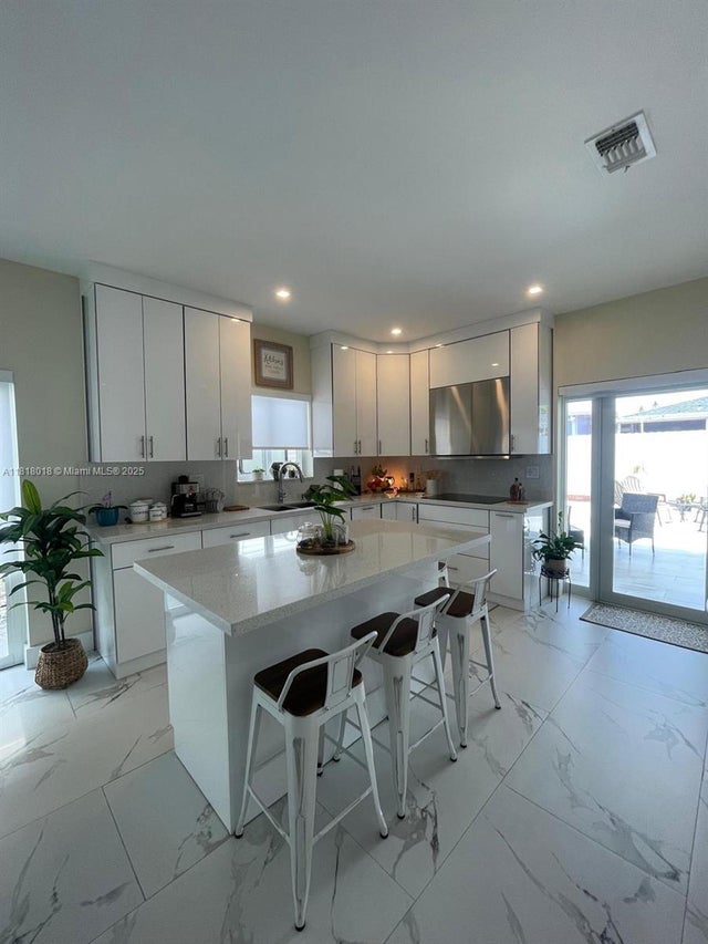 4 of 18 - 12453 Sw 197th Ter, Miami, FL