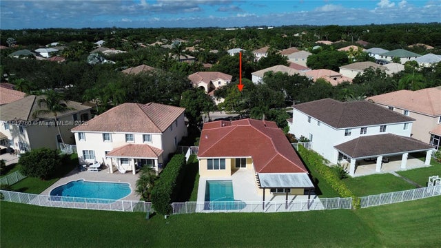 2 of 57 - 4221 Laurel Ridge Cir, Weston, FL