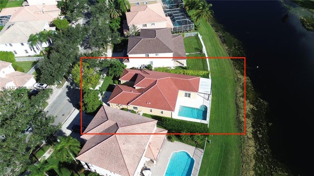 3 of 57 - 4221 Laurel Ridge Cir, Weston, FL