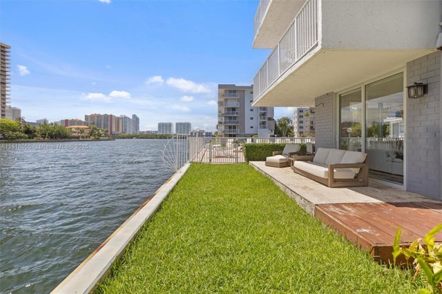 2 of 42 - 4000 Ne 170th St 108, North Miami Beach, FL
