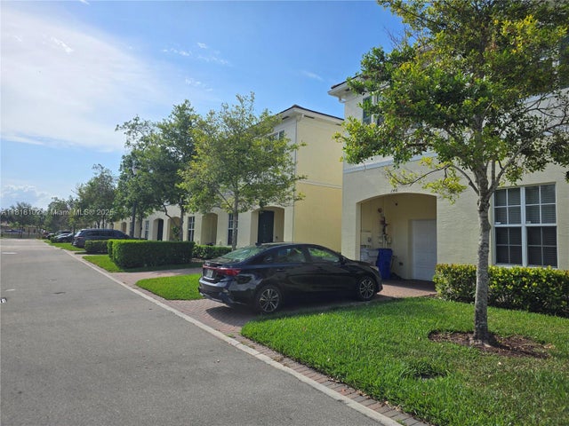 2 of 37 - 146 Sw 7th Ct, Pompano Beach, FL