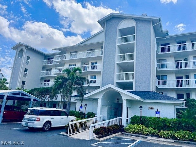 340 Horse Creek Dr 307, NAPLES