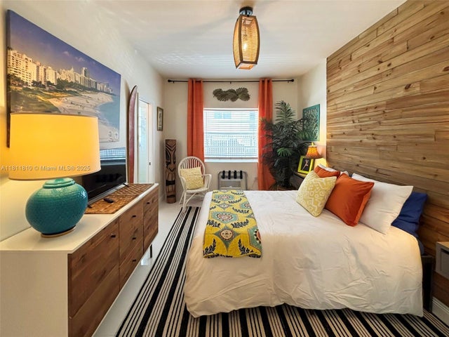 4 of 21 - 335 Ocean Dr 114, Miami Beach, FL