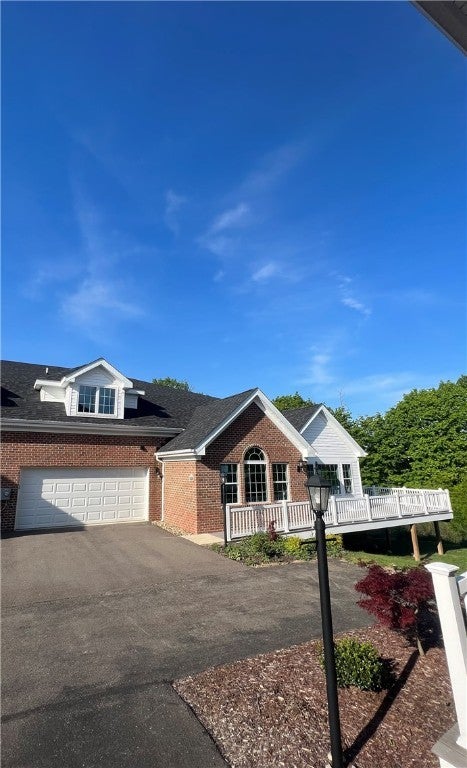 1558 Parkwood Pointe Drive, Moon/Crescent