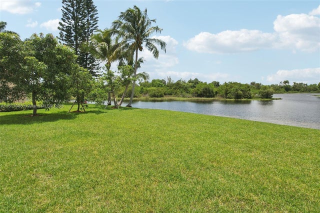 3 of 67 - 16710 Nw 12th St, Pembroke Pines, FL
