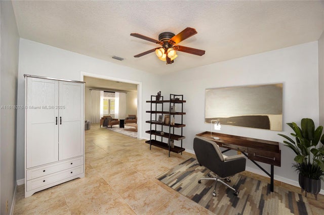 5 of 52 - 1801 N 55th Ave, Hollywood, FL