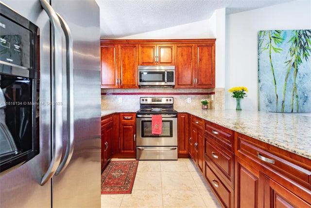 5 of 40 - 1412 Congressional Way 1412, Deerfield Beach, FL