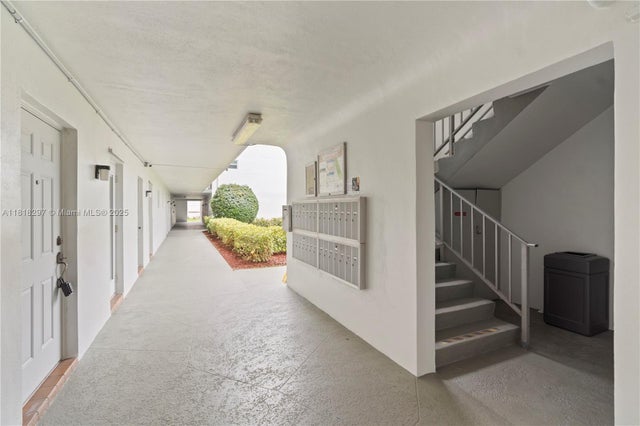 3 of 36 - 1200 Hillcrest Ct 107, Hollywood, FL