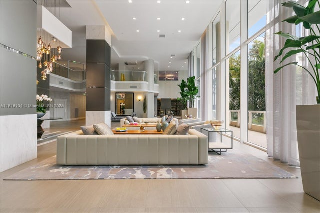 1 of 43 - 21150 Point Place Lph 2902, Aventura, FL