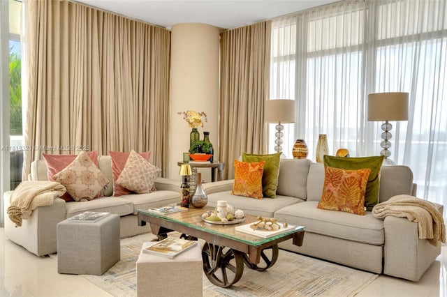 3 of 38 - 3737 Collins Ave S-403, Miami Beach, FL