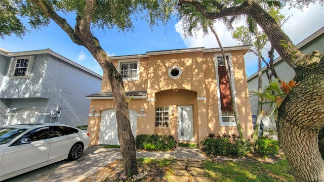 9894 Nw 2nd Ct, Plantation