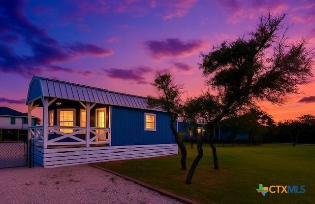 1303 W Adams Avenue, Other