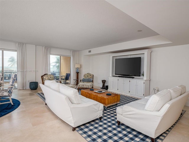 2 of 26 - 3415 N Ocean Dr 201, Hollywood, FL
