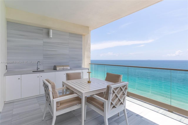 5 of 43 - 17901 Collins Ave 1903, Sunny Isles Beach, FL