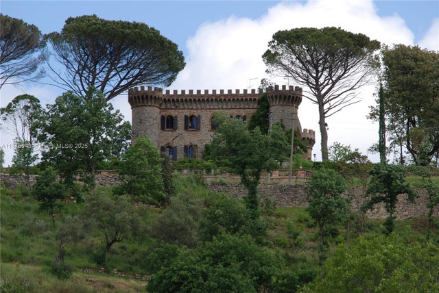 3 of 26 - Assisi Frazione S. Gregorio, San Gregorio, 