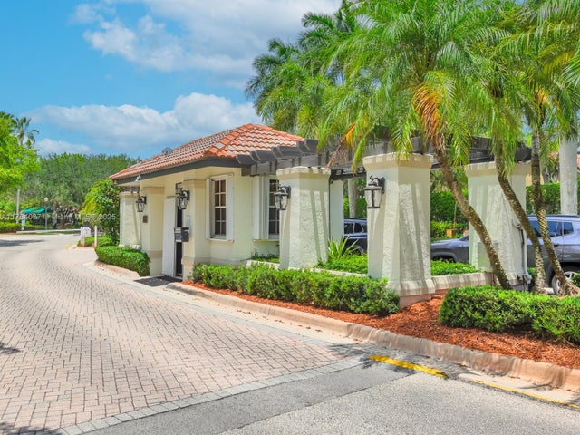 3 of 93 - 624 Stanton Dr, Weston, FL