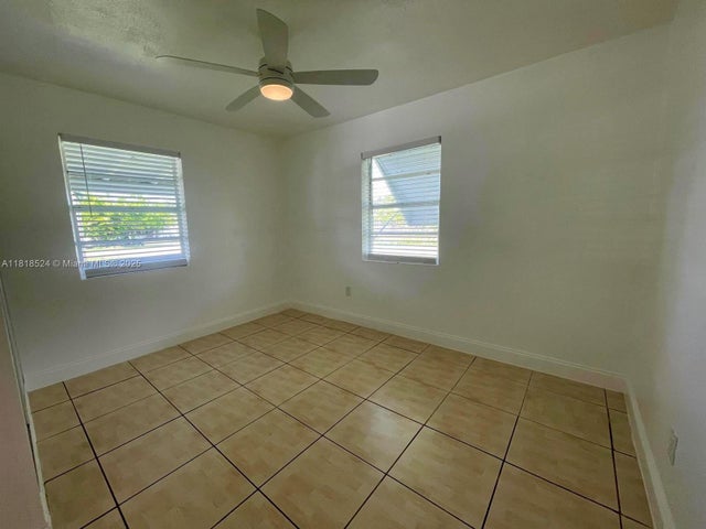 4 of 11 - 4562 Old Military Trl, West Palm Beach, FL