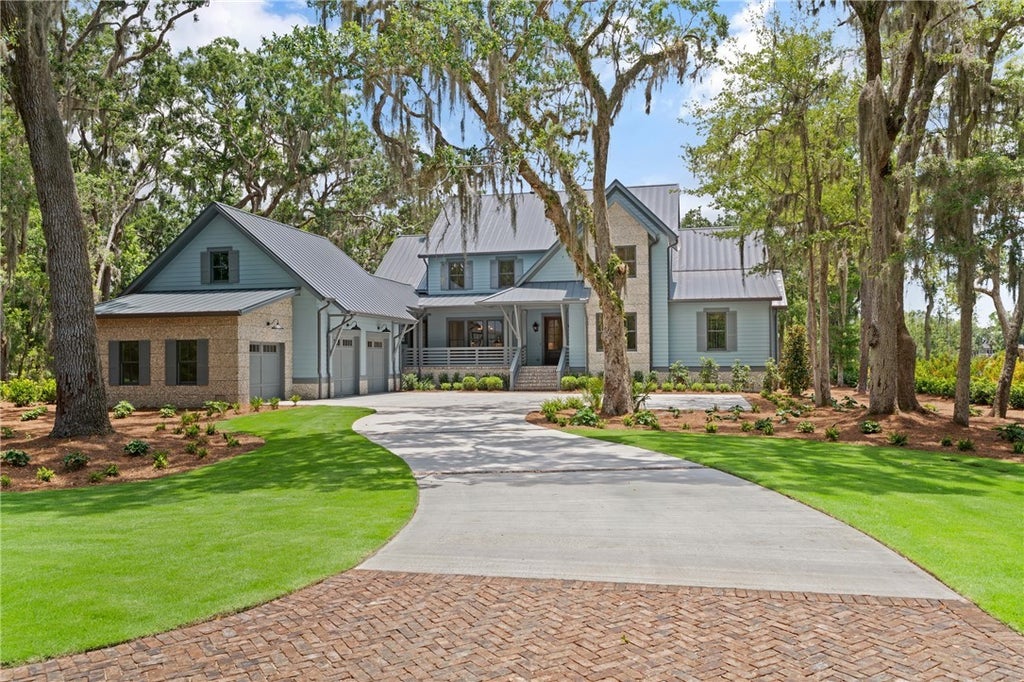 111 Stillwater Drive, St Simons Island