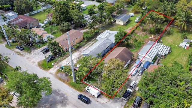 1 of 9 - 8980 Nw 5th Ave, El Portal, FL
