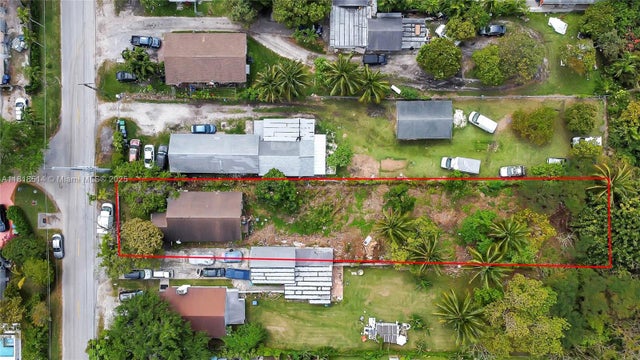 5 of 9 - 8980 Nw 5th Ave, El Portal, FL