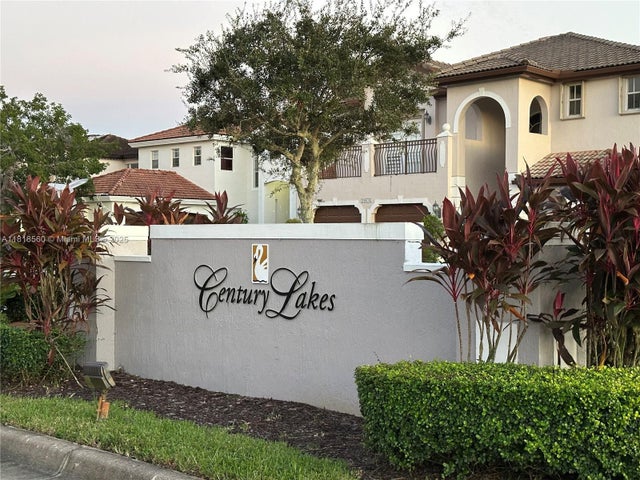 3 of 26 - 16650 Sw 61st Ln, Miami, FL