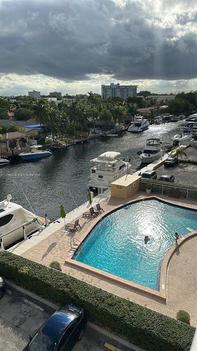 3 of 15 - 2000 Ne 135th St 509, North Miami, FL
