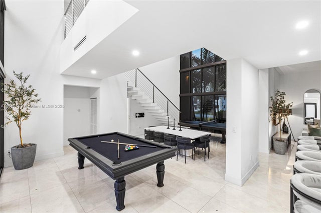 4 of 28 - 3660 Sw 12th St, Miami, FL