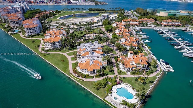 1 of 34 - N/A, Miami Beach, FL