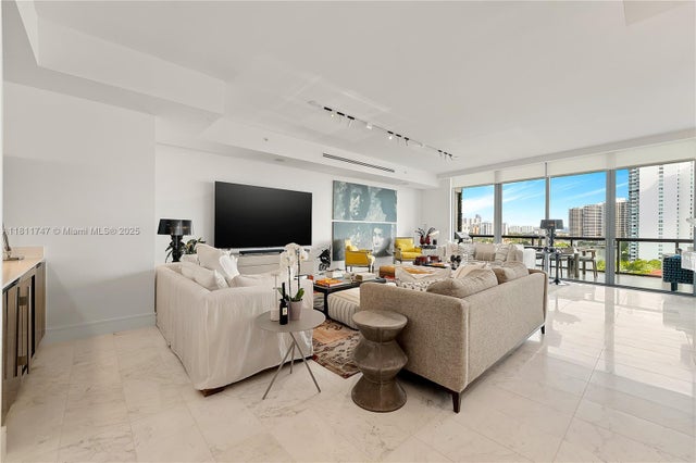 2 of 36 - 3300 Ne 188th St 909, Aventura, FL