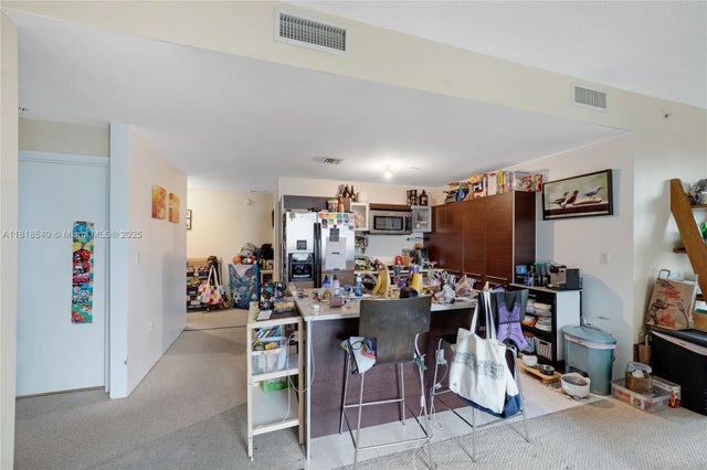 4 of 25 - 1900 N Bayshore Dr 1411, Miami, FL