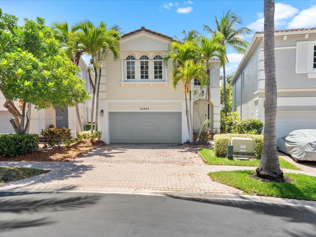 1 of 34 - 20820 Ne 30th Pl, Aventura, FL