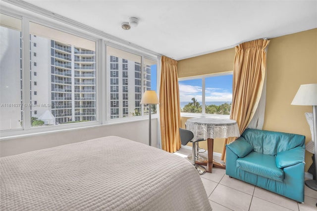 4 of 23 - 19201 Collins Ave 326, Sunny Isles Beach, FL