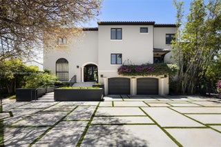 Photo of Listing #A11817029