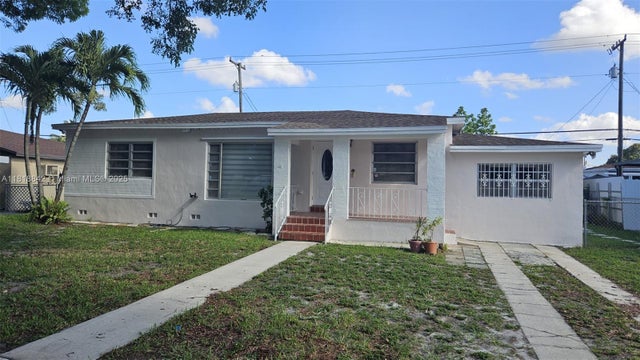 2 of 25 - 130 W 60th St, Hialeah, FL