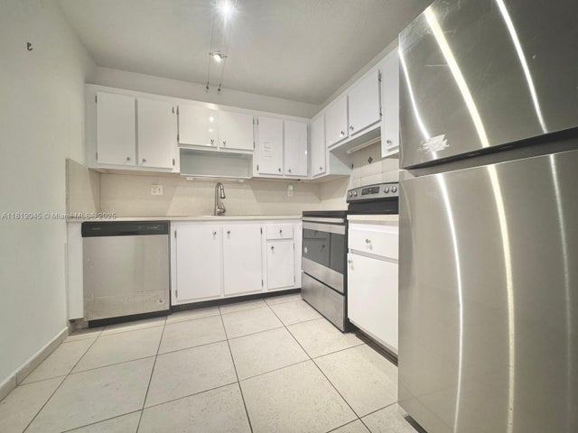 3 of 58 - 600 Three Islands Blvd 620, Hallandale Beach, FL