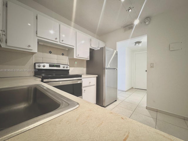 5 of 58 - 600 Three Islands Blvd 620, Hallandale Beach, FL