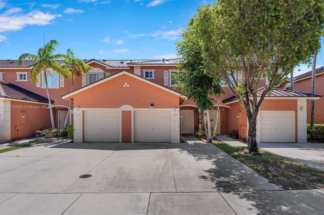 1 of 30 - 1114 Nw 100th Ave, Pembroke Pines, FL