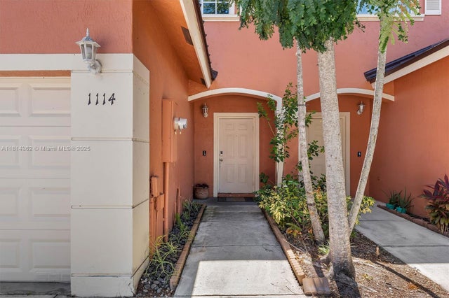2 of 30 - 1114 Nw 100th Ave, Pembroke Pines, FL