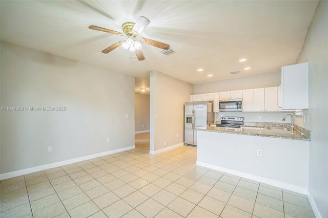 5 of 30 - 3223 Se 2nd Dr, Homestead, FL