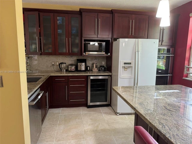 5 of 20 - 15048 Sw 51st St, Davie, FL