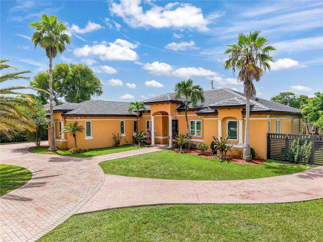 2 of 44 - 9020 Sw 171st Ter, Palmetto Bay, FL