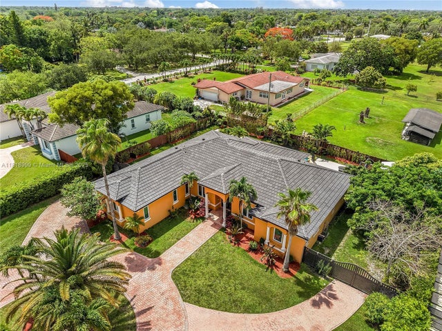3 of 44 - 9020 Sw 171st Ter, Palmetto Bay, FL