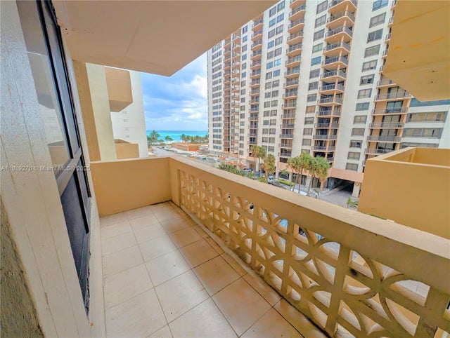 5 of 11 - 10185 Collins Ave 609, Bal Harbour, FL