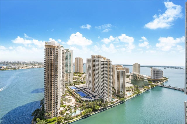 5 of 18 - 475 Brickell Ave 2807, Miami, FL