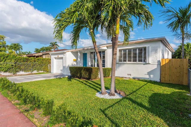 2 of 38 - 1545 Normandy Dr, Miami Beach, FL