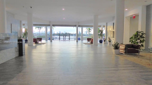2 of 7 - 800 West Ave 937, Miami Beach, FL